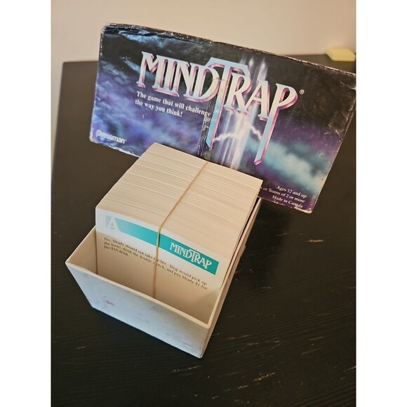 Vintage 1996 MindTrap Card Game By Great American Puzzle Factory Inc . USA Made - Picture 5 of 5